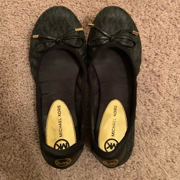 Michael Kors Flats - Picture 1 of 3